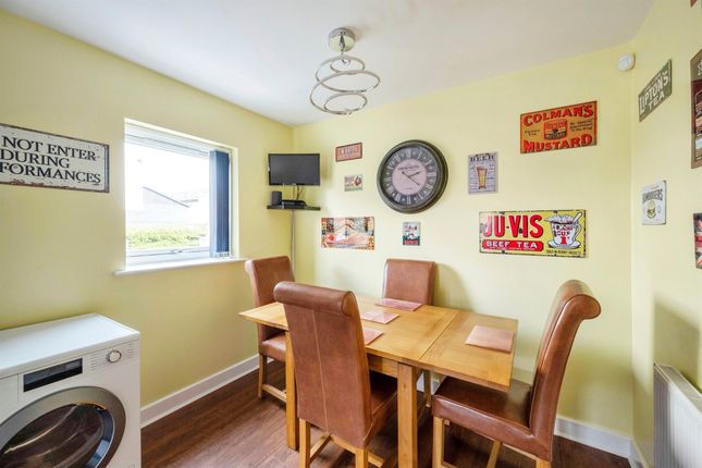 Town house for sale in Woodfield Way, Balby, Doncaster