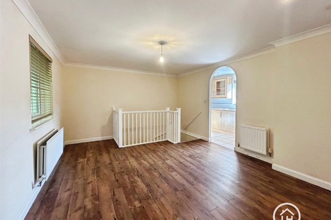 Realgar Court, Sittingbourne photo 2