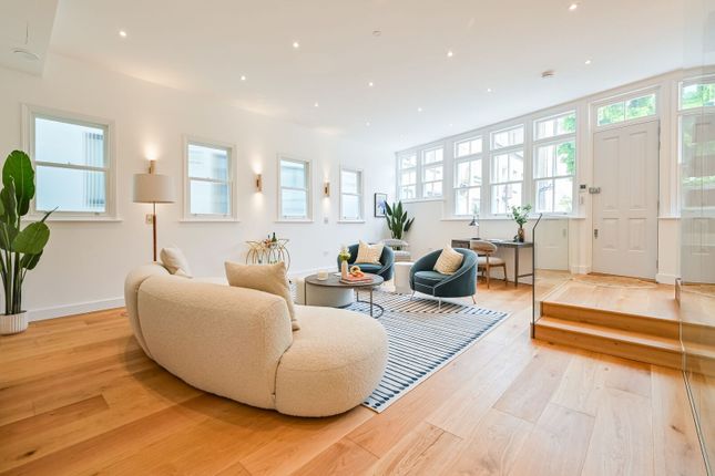 Lexham Mews, Kensington photo 4