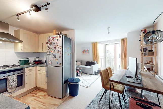 74a Holmes Road, London photo 2