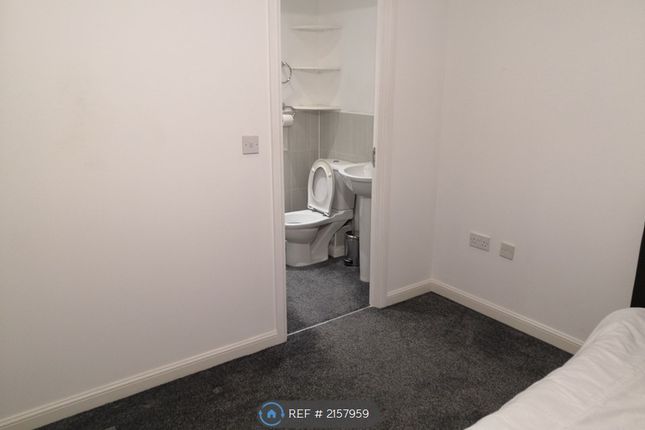 Thumbnail Room to rent in Easton Drive, Sittingbourne
