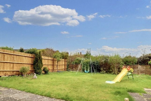 7, Welbury Avenue, Luton photo 3