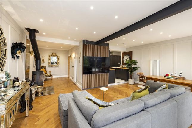 19 Millerhill, Dalkeith photo 2