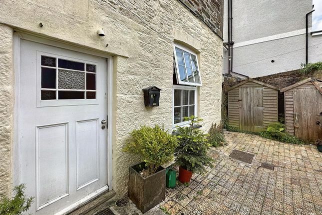 Thumbnail Flat for sale in Woodlane Crescent, Falmouth