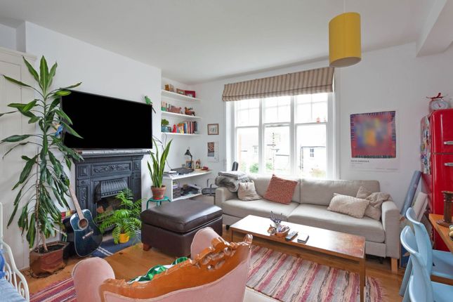 Flat for sale in 121 Palace Road, Tulse Hill