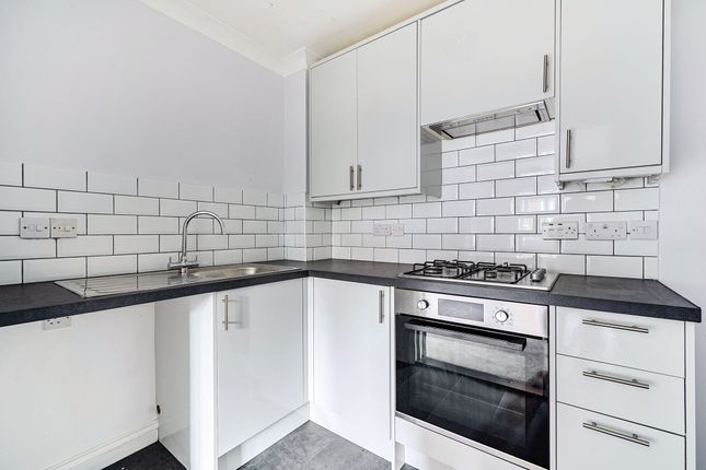 49 Little Park, Wadhurst photo 3