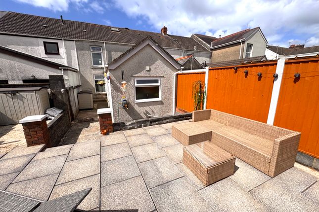 38, Cwmfelin Road, Llanelli photo 5