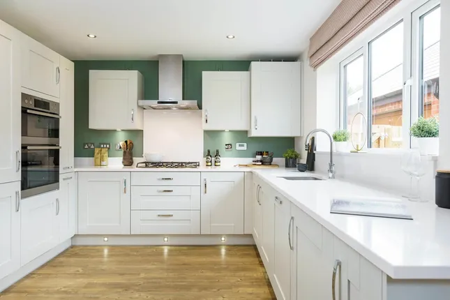 Taylor Wimpey - Mead Fields