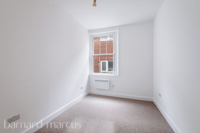 103 B, Brighton Road, SUTTON photo 3