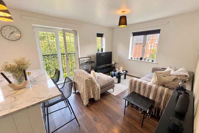 24, Churchbeck Chase, Manchester photo 2
