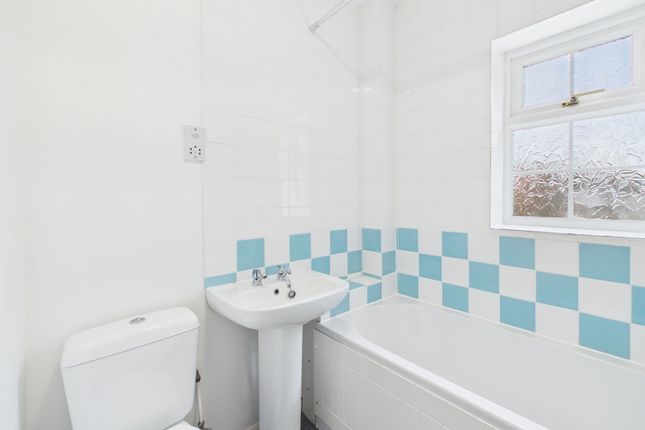 3 Headington Close, Cambridge photo 4