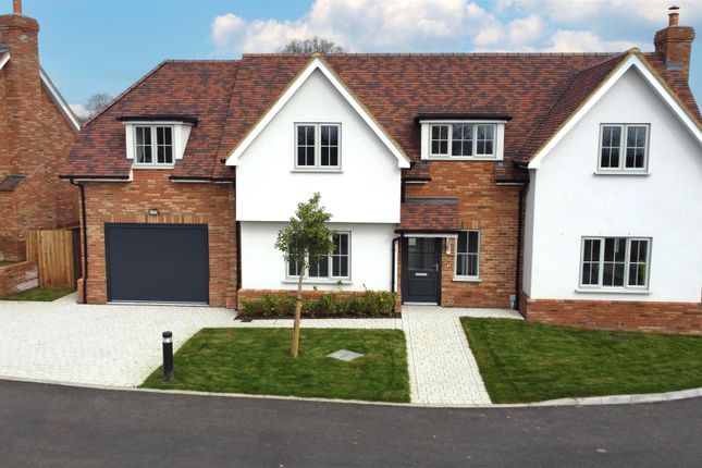 Thumbnail Detached house for sale in Owl Park, Lippitts Hill, Loughton