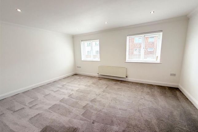 Flat 5, 24, Amanda Close, Bexhill-On-Sea photo 3