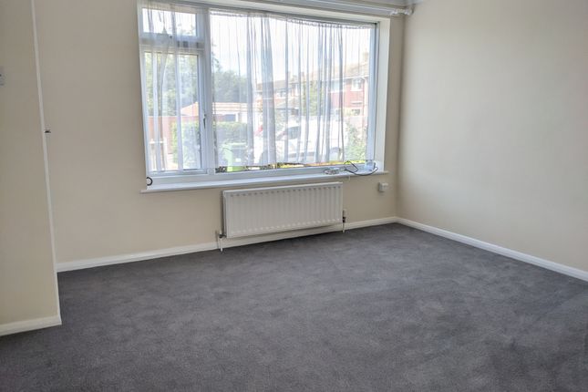 13, Offens Drive, Staplehurst photo 2