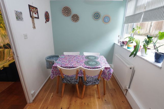 35 Green Hill Gate, High Wycombe photo 4