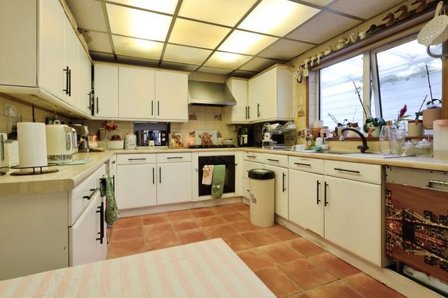 48, Ickleford Road, Hitchin photo 4