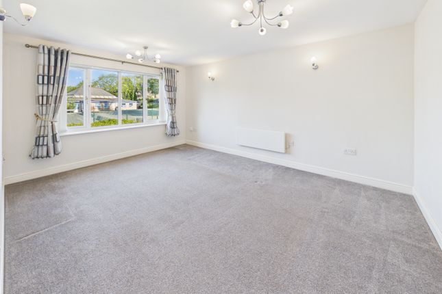 14, Glen Vale, Dronfield photo 4