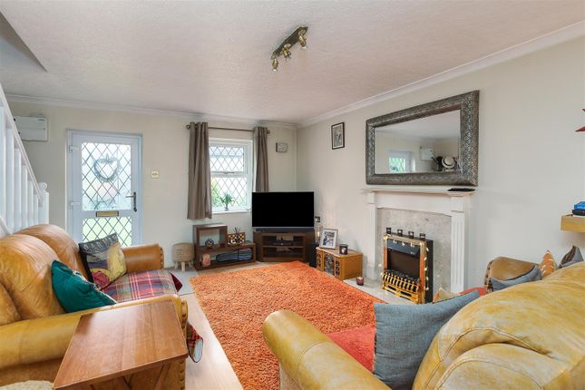 3, Brookfield Close, Carnforth photo 3