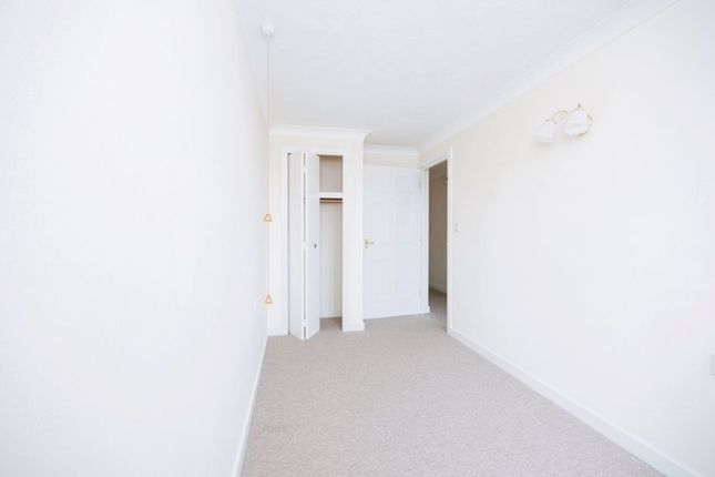 Flat for sale in Ryan Court Phase II, Blandford Forum