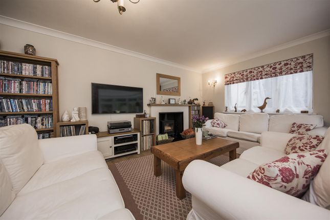 15, Frog Lane, West Malling photo 2