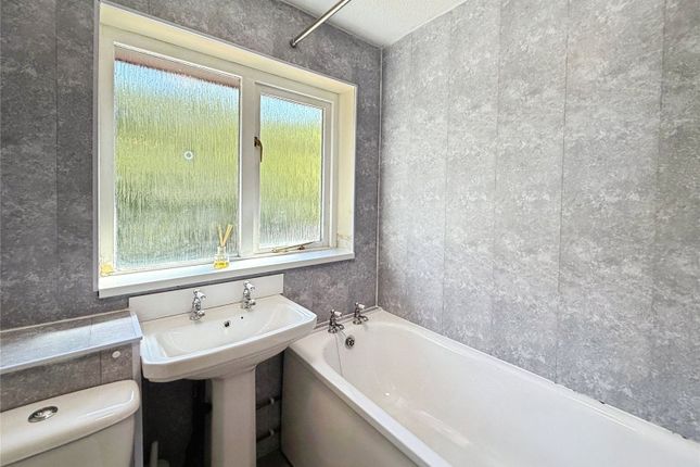 14, Meadowbrook Close, Devon photo 4
