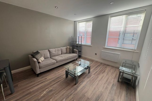 Apartment, Birmingham photo 2