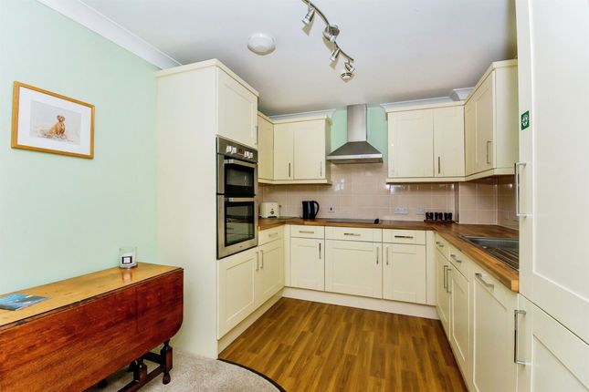Flat for sale in Harecroft Road, Wisbech