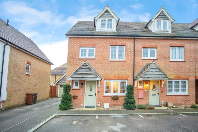 End terrace house for sale in Germander Avenue, Rochester