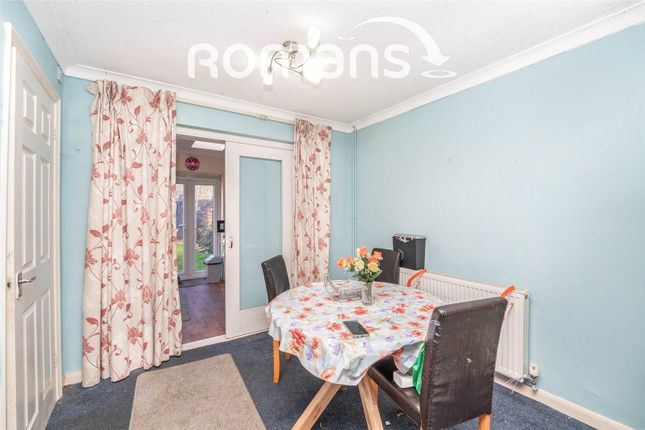 4, Wykeham Close, West Drayton photo 4