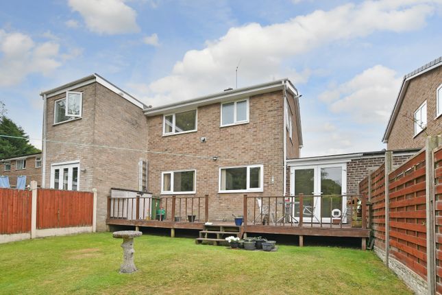 7, Rubens Close, Dronfield photo 2