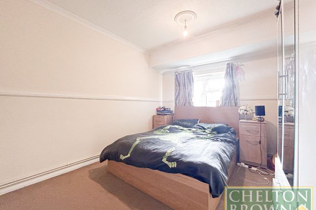 72, Stanley Road, Northampton photo 4