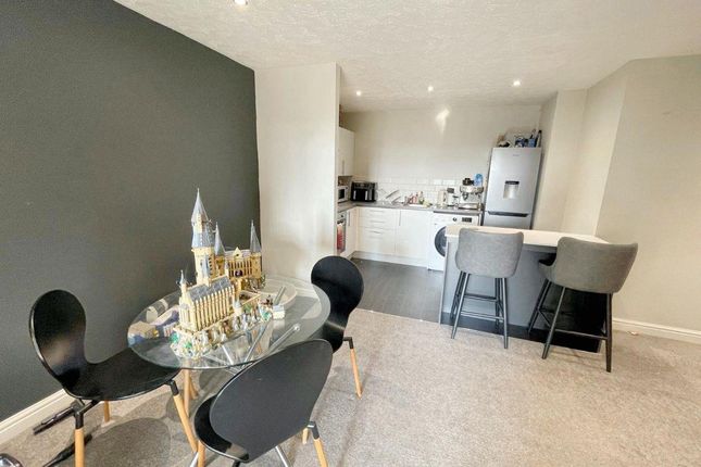 Apartment 208, Victoria Mill, Manchester photo 4