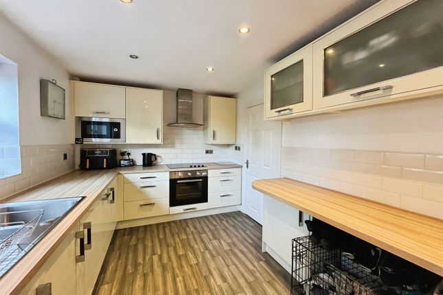 8, Greenbriar Close, Blackpool photo 4