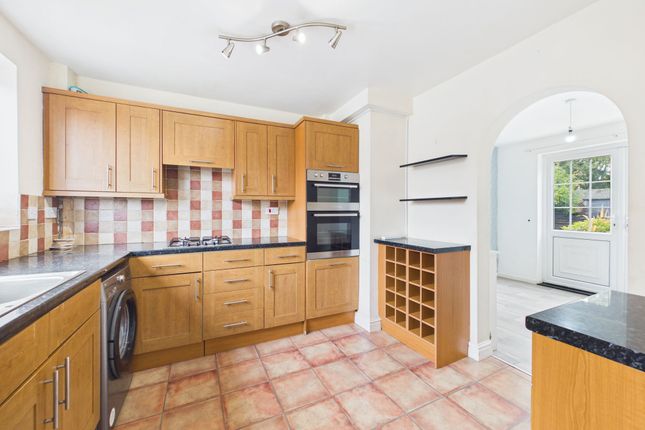 33 Goodwood Avenue, Nottingham photo 3
