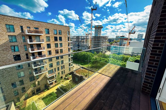 Flat for sale in The Moore, 27 East Parkside, Greenwich Peninsula