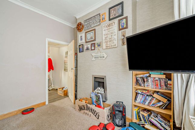 73, Shakespeare Street, Burnley photo 4