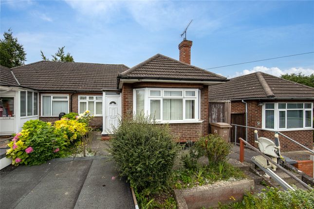 Thumbnail Bungalow for sale in Crawley Green Road, Luton, Bedfordshire