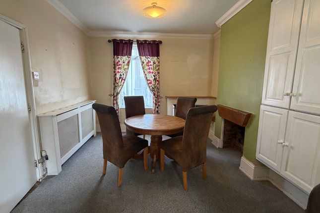 23, Carmarthen Street, Gloucester photo 5