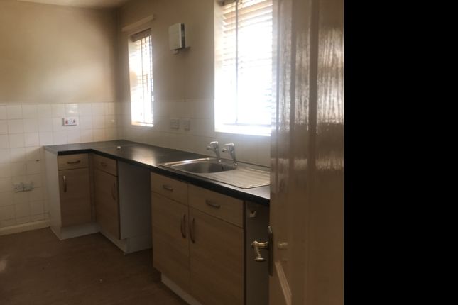 21, Clarendon Road, Rotherham photo 4