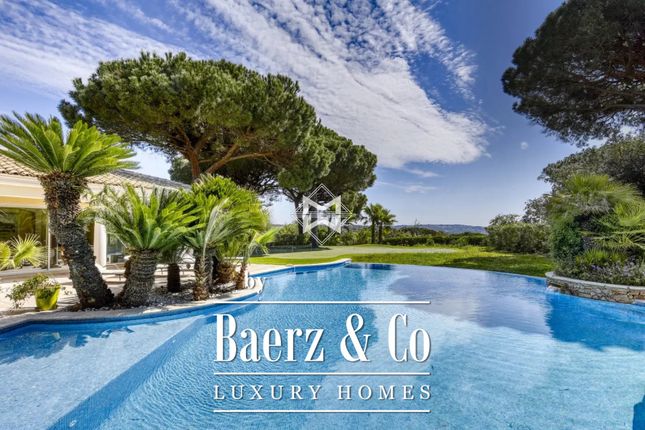 Villa for sale in 83990 Saint-Tropez, France