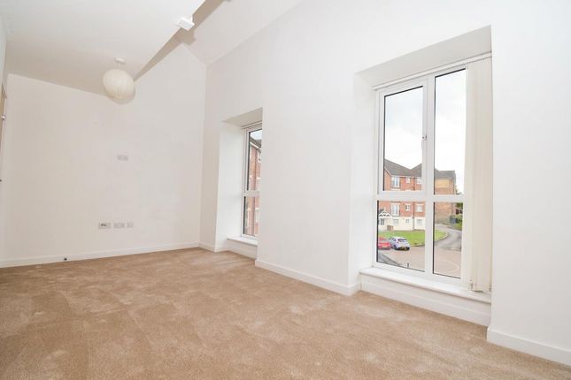26 Northfield Mills, Church Street, Ossett photo 3