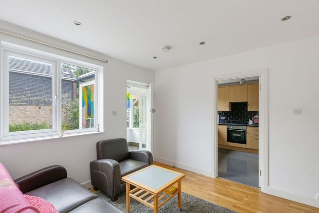 78, Rowditch Lane, London photo 4