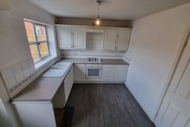 50, Kingsbury Way, Hull photo 4