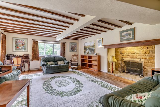 Holly Cottage, The Green, Banbury photo 4
