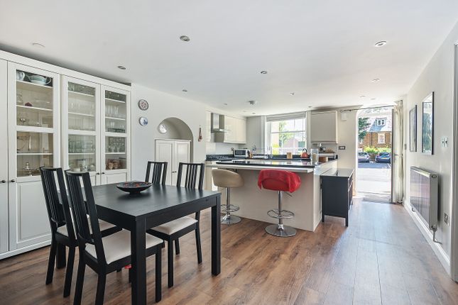 Flat 1, 19, St. Peter Street, Winchester photo 4