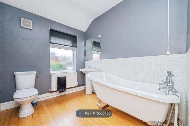 2-bed house on Moor St, Spondon, Derby, £925/mo