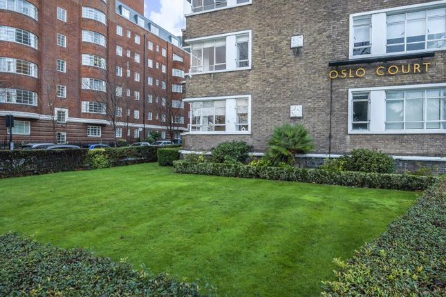 Studio for sale in Oslo Court, St Johns Wood