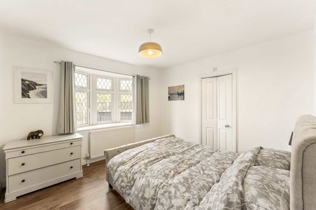 6, Tadmor Close, Sunbury-On-Thames photo 4