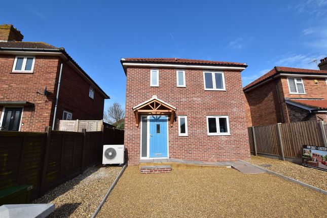 Thumbnail Detached house for sale in Regis Avenue, Beeston Regis, Sheringham