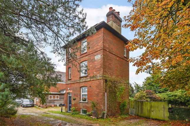 Thumbnail Detached house for sale in Ringwood Road, Stoney Cross, Lyndhurst